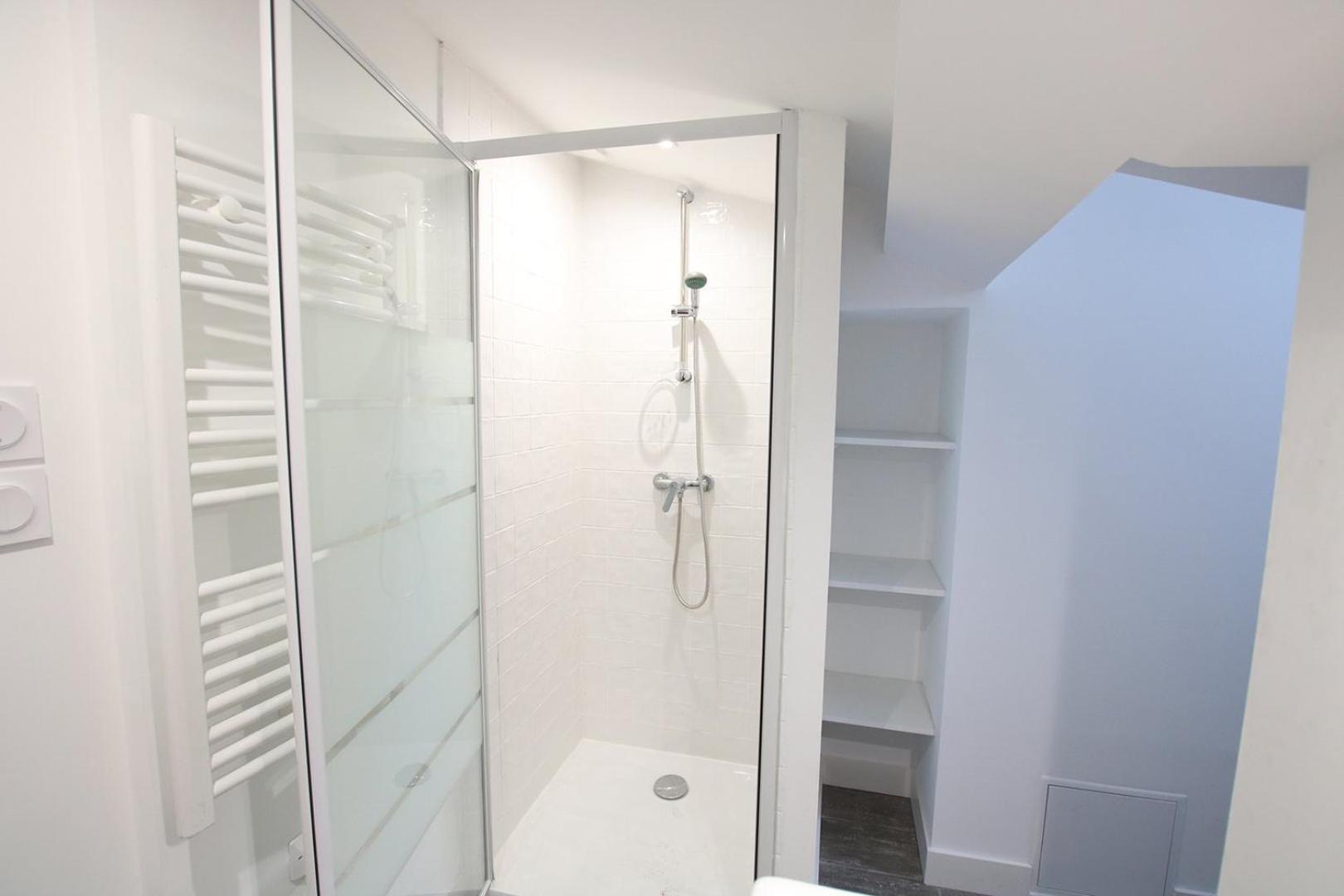 Guestready - Sunny Attic Apt Near Grand Theatre Бордо Экстерьер фото