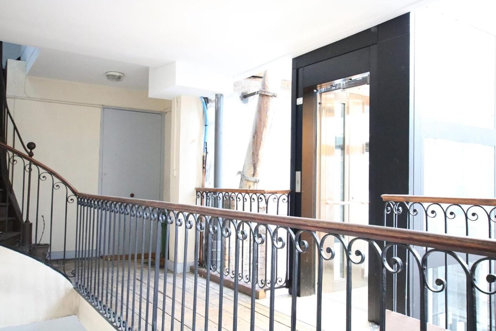 Guestready - Sunny Attic Apt Near Grand Theatre Бордо Экстерьер фото