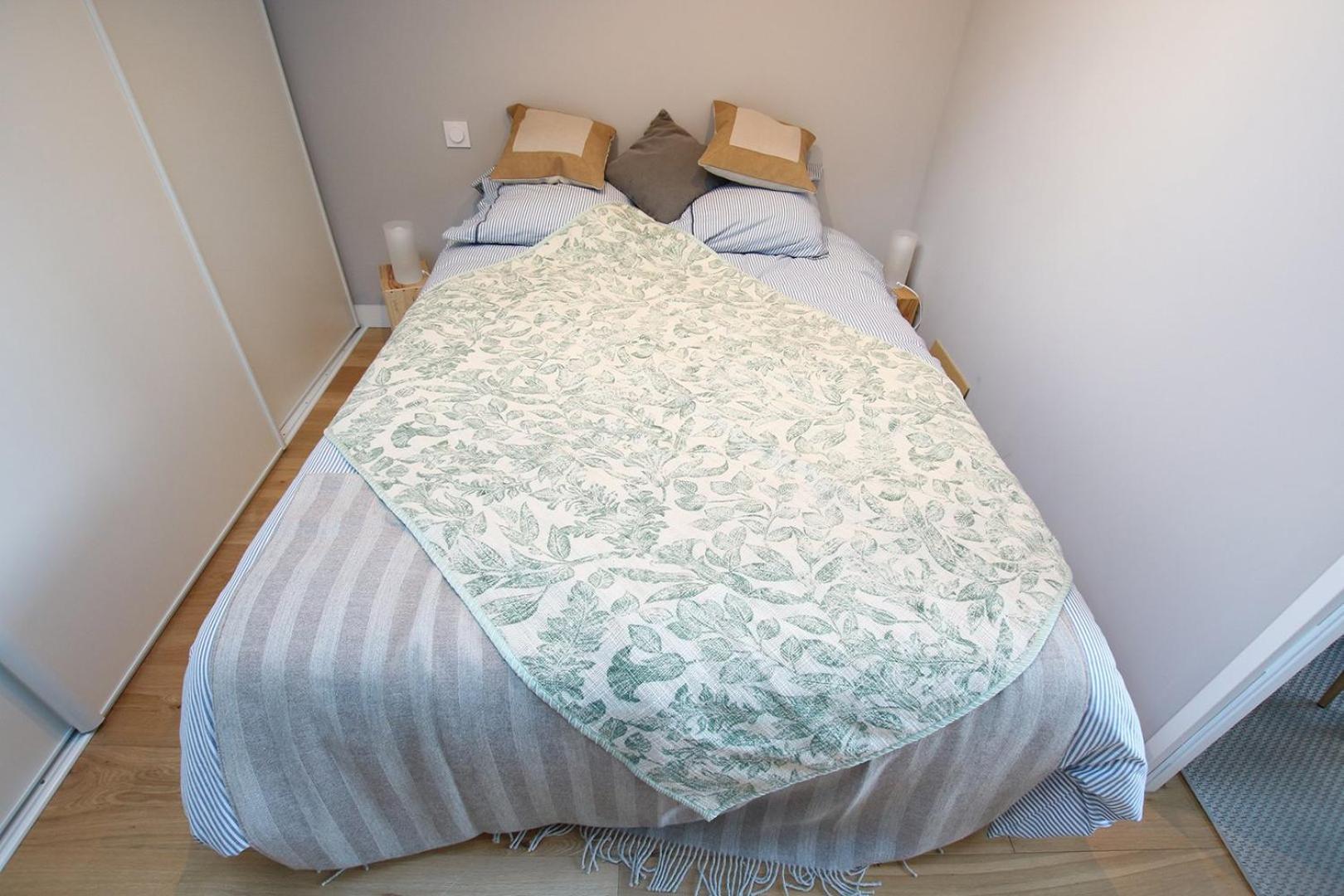 Guestready - Sunny Attic Apt Near Grand Theatre Бордо Экстерьер фото